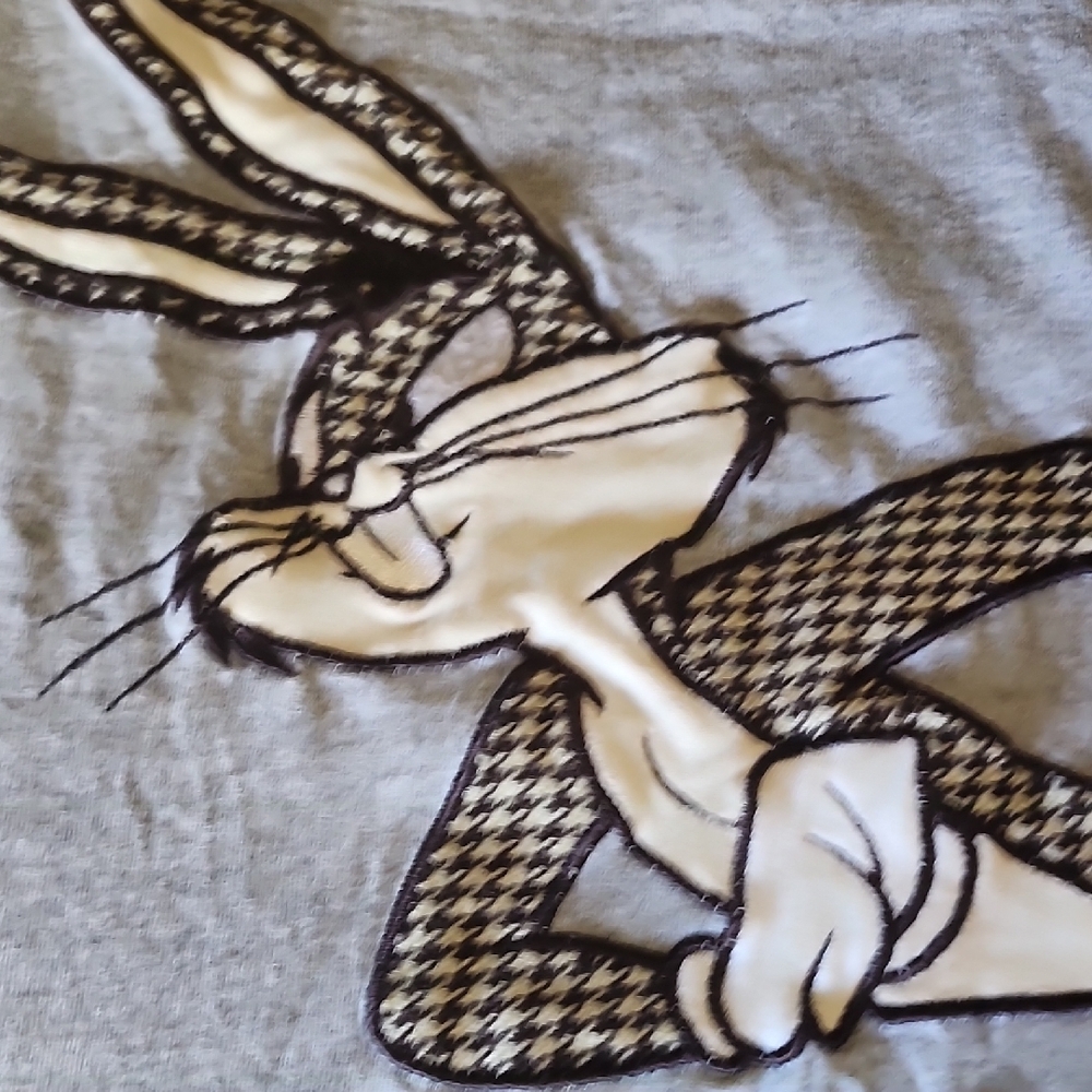 Lot 29 Bugs Bunny Graphic T-Shirt - Picture 3 of 6